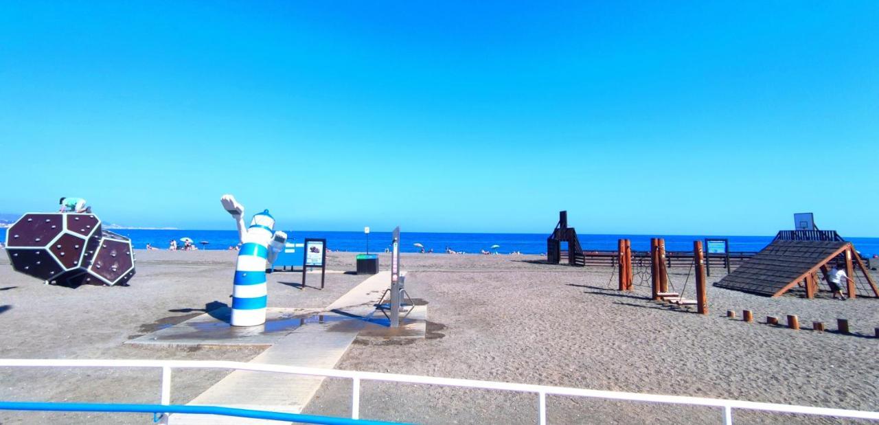 Weekend Beach Small House - Alojamientos La Torre Torre Del Mar Ngoại thất bức ảnh